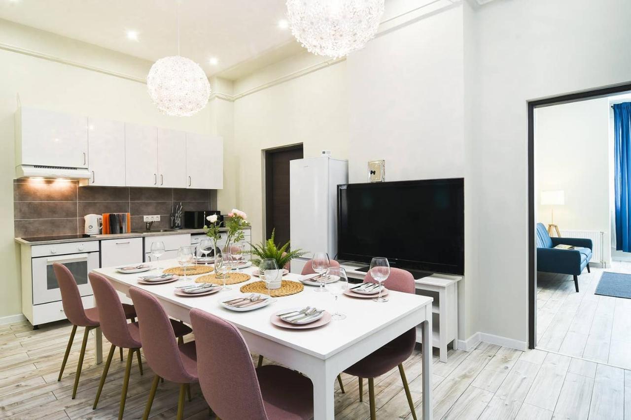 Ultra Central And Stylish Apartment With Ac Budapest Exteriör bild