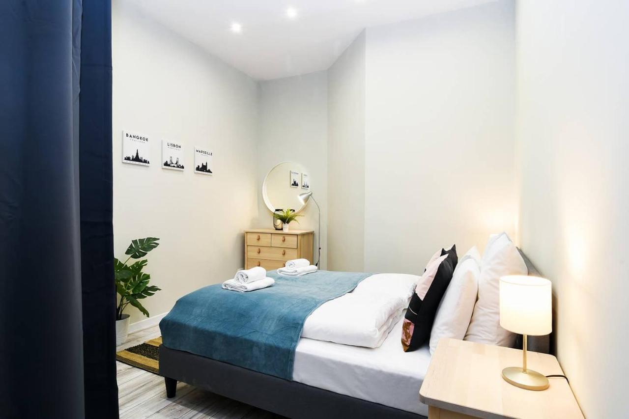 Ultra Central And Stylish Apartment With Ac Budapest Exteriör bild