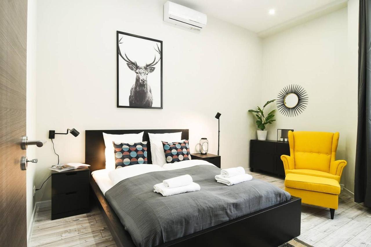 Ultra Central And Stylish Apartment With Ac Budapest Exteriör bild