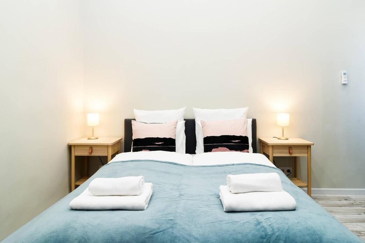 Ultra Central And Stylish Apartment With Ac Budapest Exteriör bild